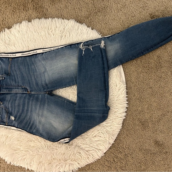 Abercrombie & Fitch Side stripe Logo Jeans, skinny, ankle - Picture 3 of 6